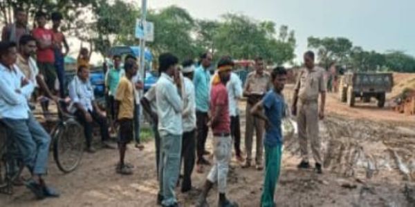 बाइक सवार युवक की मार्ग दुर्घटना में मौत