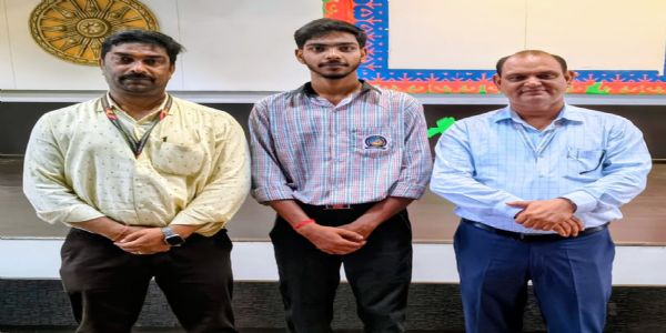 बीसीसीआई की नेशनल क्रिकेट एकेडमी लीग के लिए दिव्यांश का चयन