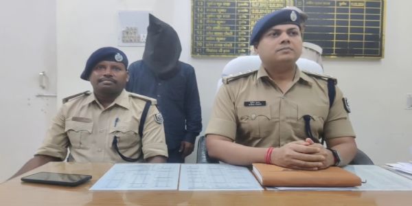 पूर्व भाजपा विधायक के यहां से गांजा की बरामदगी,केयरटेकर गिरफ्तार