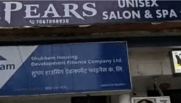 जबलपुर में स्पा सेंटरों पर पुलिस-नगर निगम की संयुक्त कार्रवाई, कई युवक-युवतियां संदिग्ध हालत में मिले