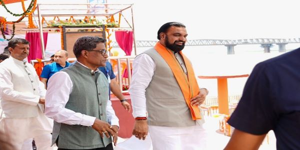 मुख्यमंत्री ने पटना के तीन गंगा घाटों के सौंदर्यीकरण एवं विकास परियोजनाओं का किया लोकार्पण