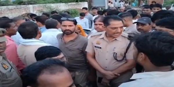 तेज रफ्तार कार ने ली पूर्व सैनिक की जान, वाहन छोड़कर तीन युवक फरार