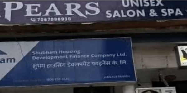 जबलपुर में स्पा सेंटरों पर पुलिस-नगर निगम की संयुक्त कार्रवाई, कई युवक-युवतियां संदिग्ध हालत में मिले