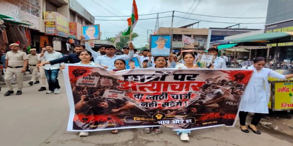 दिल्ली में छात्रों पर लाठीचार्ज के खिलाफ फतेहाबाद की सडक़ों पर उतरे लोग, बाजारों में निकाला रोष मार्च