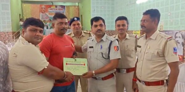 वल्लभभाई पटेल की जयंती पर रूपनारायणपुर में मेगा रक्तदान शिविर