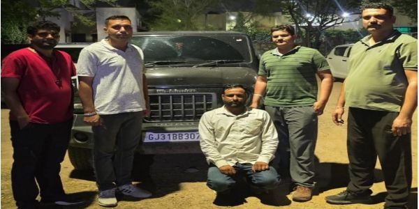 ऑपरेशन मदार्कभ: तीन राज्यों में अफीम तस्करी का नेटवर्क चलाने वाला 25 हजार का इनामी गिरफ्तार