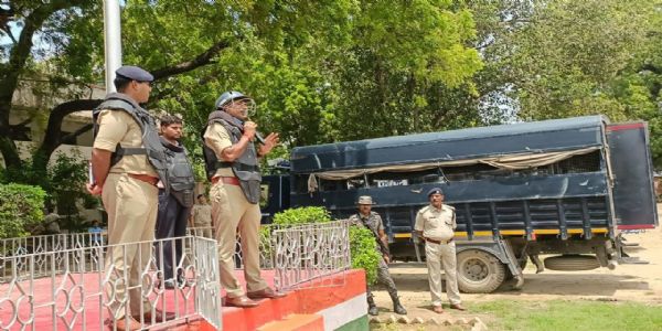 दंगा नियंत्रण ड्रिल का आयोजन