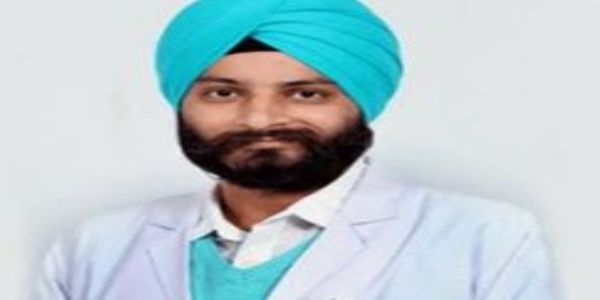 स्वशासी चिकित्सा महाविद्यालय कानपुर देहात के प्रधानाचार्य डा. हरप्रीति सिंह निलम्बित