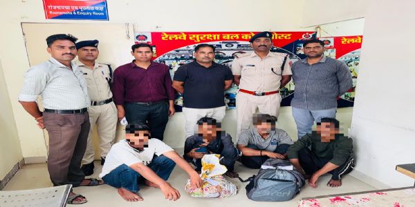 रेलवे कोचों से कॉपर केबल चोरी करने वाले गिरोह का पर्दाफाश