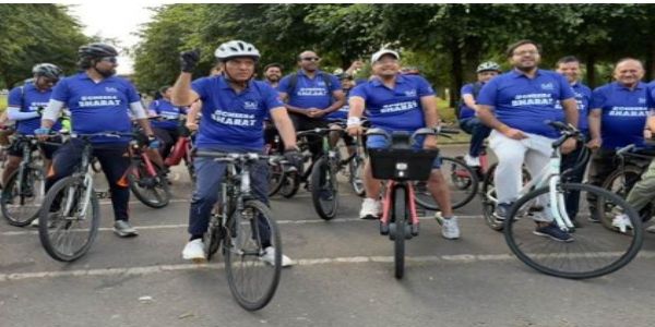 ग्लासगो में भारतीय समुदाय के साथ साइकिल रैली में शामिल हुए मांडविया, दिया फिटनेस का संदेश
