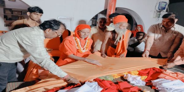 गौशाला और रेत के टीबों पर लहराएगी पताका, गौ सम्मान पूजन हुआ