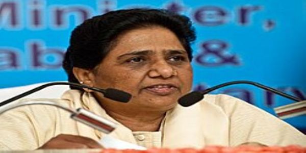 सरकार व आन्दोलनकारी मिलकर जल्द सौहार्दपूर्ण समाधान निकालेंः मायावती