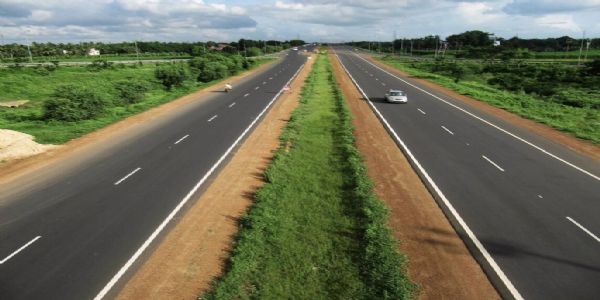 आंध्र प्रदेश में एनएच-42 को चार लेन बनाने के लिए 679.71 करोड़ मंजूर
