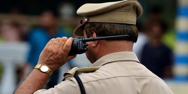 यातायात नियम तोड़ने वालों पर पश्चिम मेदिनीपुर पुलिस का विशेष अभियान तेज