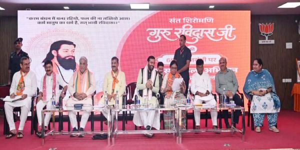 गुरुग्राम: हर पात्र नागरिक का वोट बनवाना हमारी प्राथमिकता: डा. अर्चना गुप्ता