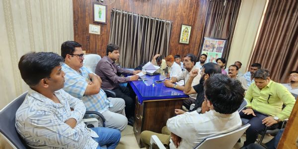 ठेकेदारों को शीघ्र राहत मिले, तभी रफ्तार पकड़ेंगे विकास कार्य : विजय मोटवानी