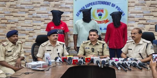 फायरिंग मामले में तीन गिरफ्तार
