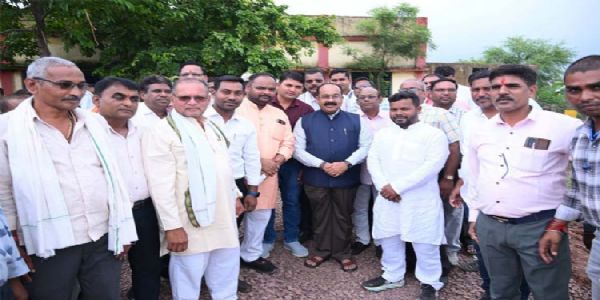 उप मुख्यमंत्री अरुण साव ने वन महोत्सव का किया शुभारंभ