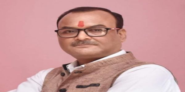 छात्रों की आवाज दबाने के बजाय उनकी समस्याओं पर संसद में चर्चा कराए सरकार : रिंकू यादव