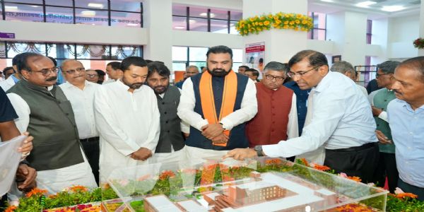 पटना में 400 बेड के अत्याधुनिक ऑर्थोपेडिक एवं न्यूरो सुपर स्पेशियलिटी अस्पताल का लोकार्पण