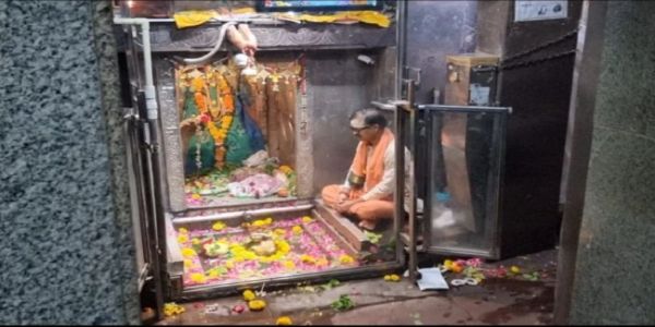 ओंकारेश्वर ज्योतिर्लिंग में नई दर्शन व्यवस्था लागू, अब 10 फीट दूर से होंगे सुलभ दर्शन