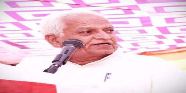 चंदेरी विधानसभा में सडक़ों के टेंडर न होने पर उठे सवाल: मंत्री बोले- योजना के तहत कोई कार्य स्वीकृत ही नहीं