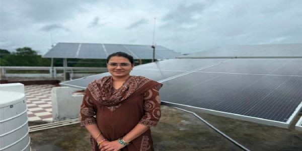 प्रधानमंत्री सूर्यघर मुफ्त बिजली योजना: सृष्टि सोनी को घर के बिजली बिल में मिली बड़ी राहत