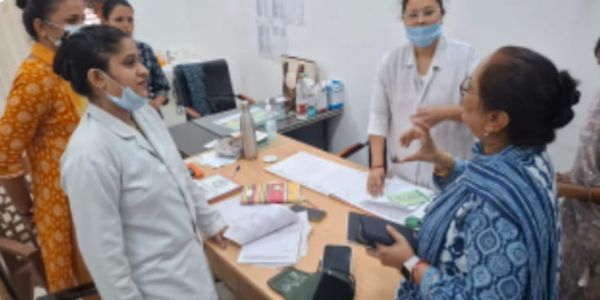 राजगढ़ः प्रधानमंत्री सुरक्षित मातृत्व दिवस के तहत हुआ विशेष स्वास्थ्य शिविरों का आयोजन