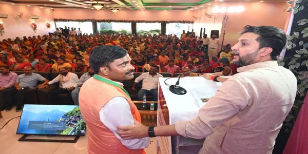 बांकीपुर में अहंकार बनाम संस्कार की लड़ाई: ऋतुराज सिन्हा