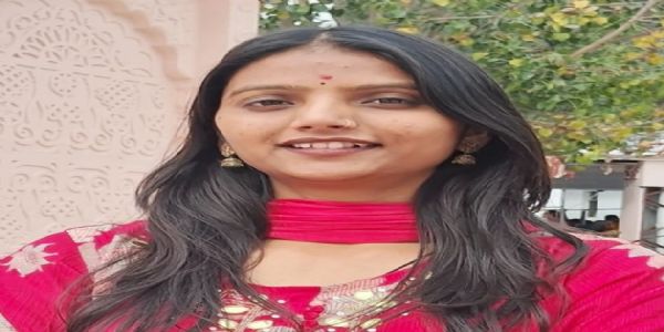 सिरमौर की बेटी महक शर्मा ने ऑल इंडिया संस्कृत विश्वविद्यालय परीक्षा में हासिल किया दूसरा स्थान