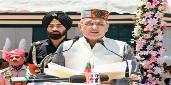 चम्बा का अंतरराष्ट्रीय मिंजर मेला शुरू, राज्यपाल ने ध्वज फहराकर किया शुभारंभ