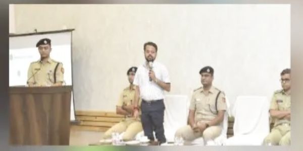 होटल व्यवसायियों के साथ पुलिस की बैठक, बच्चों की सुरक्षा को लेकर सजग रहने की अपील