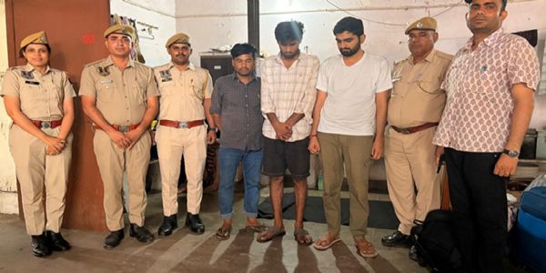 सिंधी कैंप में होटलों पर पुलिस की छापेमारी, दो संचालक व एक संदिग्ध गिरफ्तार