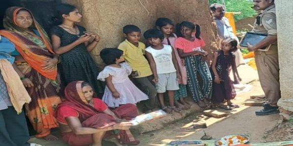 कुएं में उतराता मिला वृद्ध महिला का शव