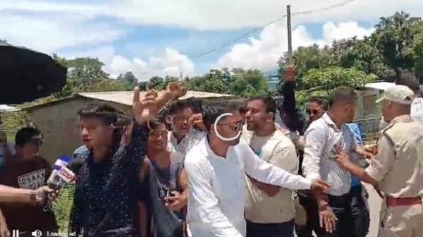 असमः कछार एलपीजी विस्फोट मामले में फ़ैक्ट्री मालिक समेत पांच लोगों को गिरफ़्तार करने पहुंची पुलिस टीम