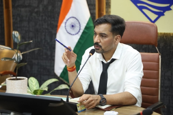 डॉ. आशीष चौहान