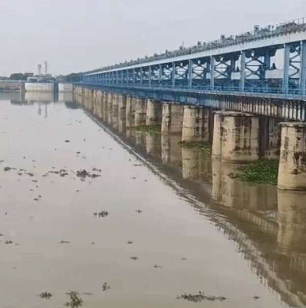 गंगा बैराज का छायाचित्र