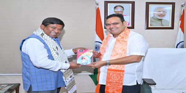 मुख्यमंत्री भजनलाल शर्मा से पश्चिम बंगाल विधानसभा अध्यक्ष रथीन्द्र बोस ने की शिष्टाचार भेंट