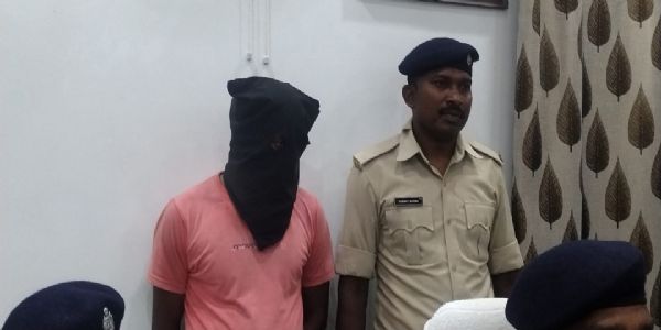 ब्लड दिलाने का झांसा देकर मरीज के परिजन से पैसे की ठगी करने का आरोपित गिरफ्तार