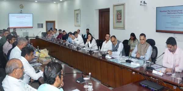 खाद्य प्रसंस्करण क्षेत्र के विकास को गति देने के लिए मंथन