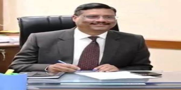 उत्तर प्रदेश की वृहद श्रेणी की छ: औद्योगिक इकाइयों को एल.ओ.सी. जारी