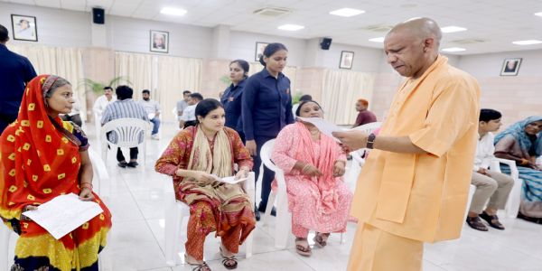 परेशान कतई न हों, हर उचित समस्या का निष्पक्षता से कराएंगे समाधान : मुख्यमंत्री