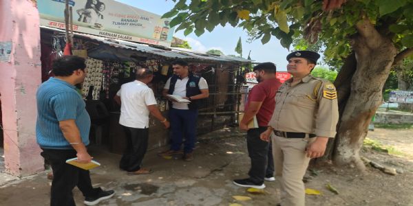 एंटी चिट्टा : नूरपुर में पुलिस और स्वास्थ्य विभाग के टीमों ने चलाया चेकिंग अभियान