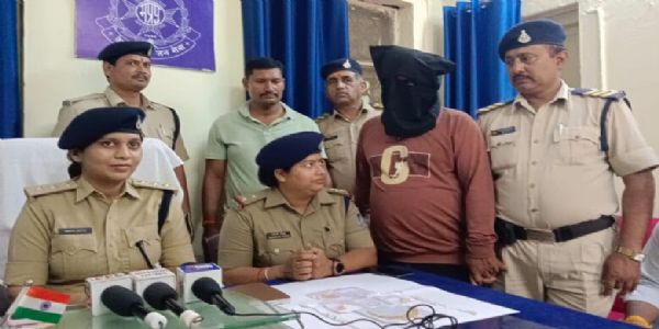 जबलपुर : चलती ट्रेनों में चोरी करने वाला शातिर बदमाश गिरफ्तार, 3.52 लाख रुपये के सोने-चांदी के आभूषण बरामद