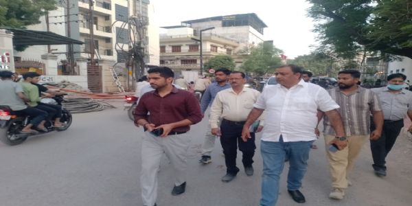 संत रविदास की जन्मस्थली सीर गोवर्धन से काशी विश्वनाथ मार्ग को चमकाने में जुटा नगर निगम