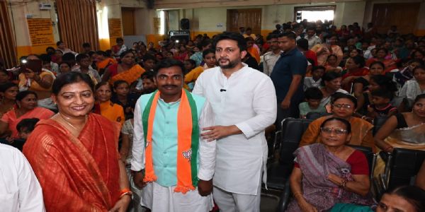 अपना करोड़ो का टैक्स प्रशांत जी उत्तरप्रदेश में भरते है और बात बिहार की करते हैं: ऋतुराज सिन्हा