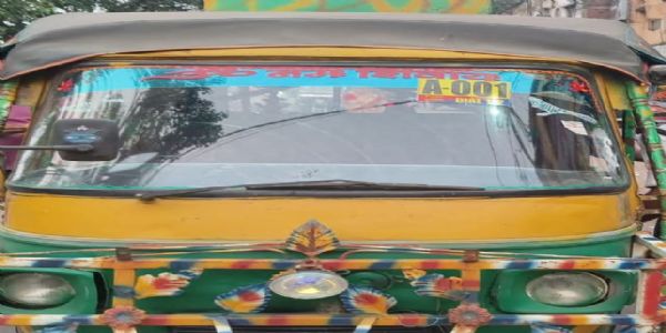 देवघर पुलिस की नई पहल, अब कोड नंबर वाले टोटो-ऑटो से ही करें सफर