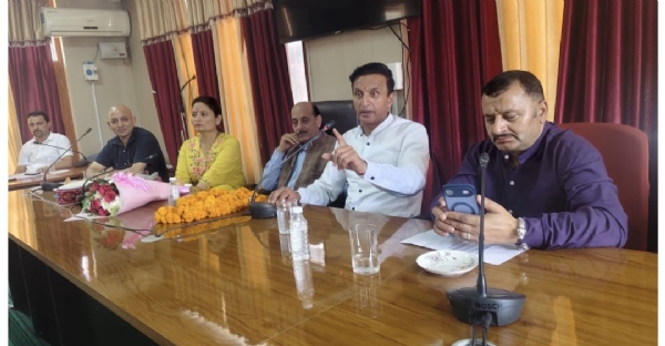 जिला परिषद कैडर के तकनीकी अधिकारियों एवं कर्मचारियों की बैठक।