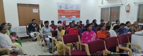 बास्तानार में  स्थानीय उद्यमियों ने सीखे डिजिटल मार्केटिंग और ई-कॉमर्स के गुर