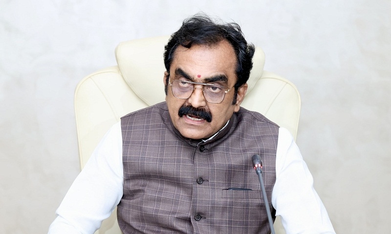 कैबिनेट में हुए निर्णयों की जानकारी देते हुए मंत्री राकेश सिंह